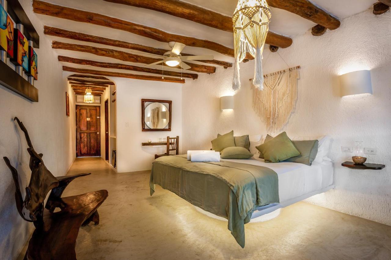 Beachfront Hotel La Palapa - Adults Only Isla Holbox Exterior photo