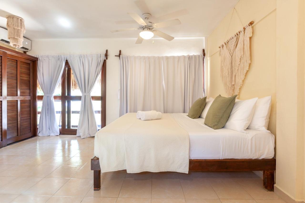 Beachfront Hotel La Palapa - Adults Only Isla Holbox Exterior photo