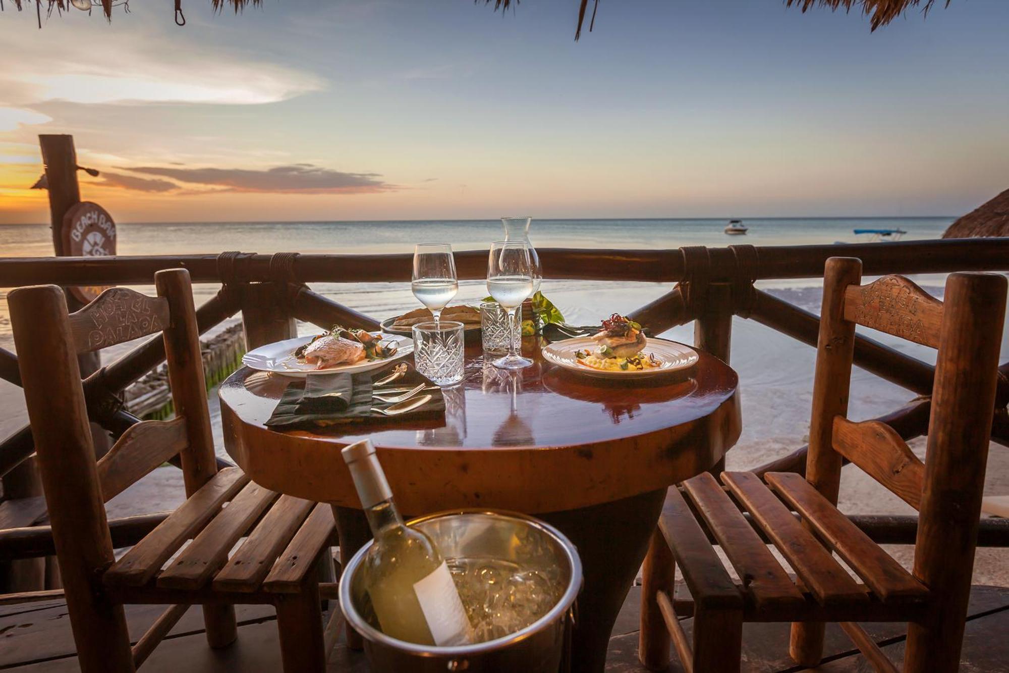Beachfront Hotel La Palapa - Adults Only Isla Holbox Exterior photo