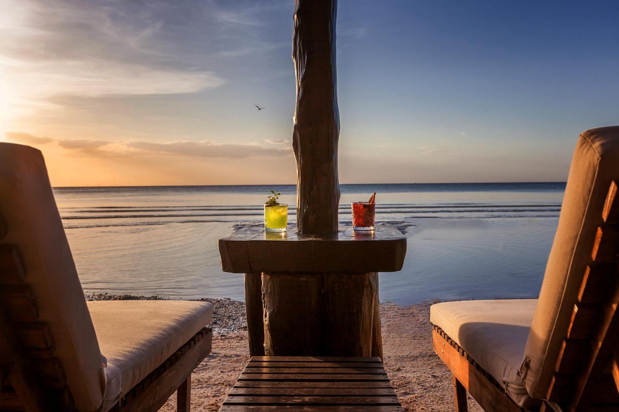 Beachfront Hotel La Palapa - Adults Only Isla Holbox Exterior photo